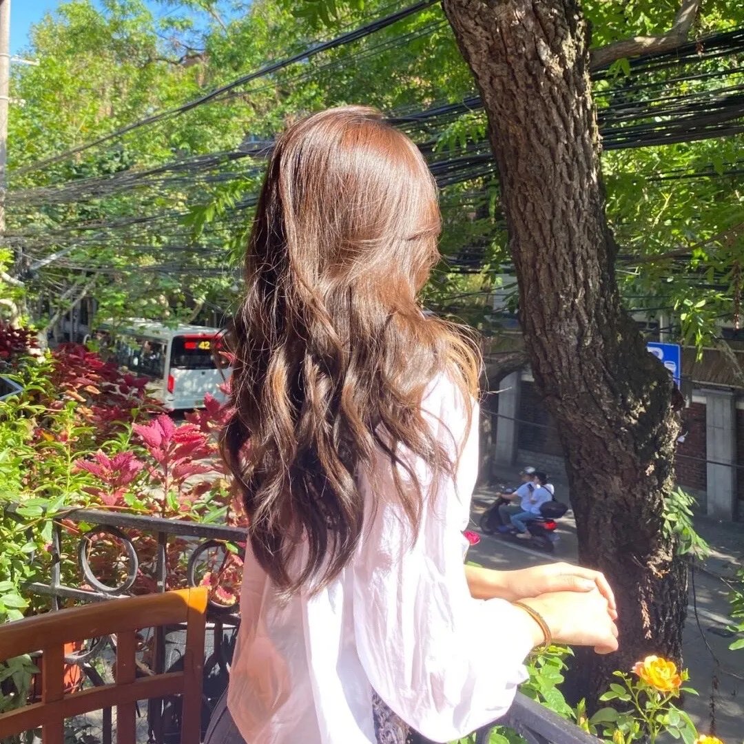 弹珠汽水瓶里的千岁同学